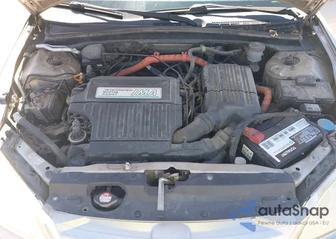 2005 Honda Civic Hybrid from USA, damaged, VIN JHMES96665S012826